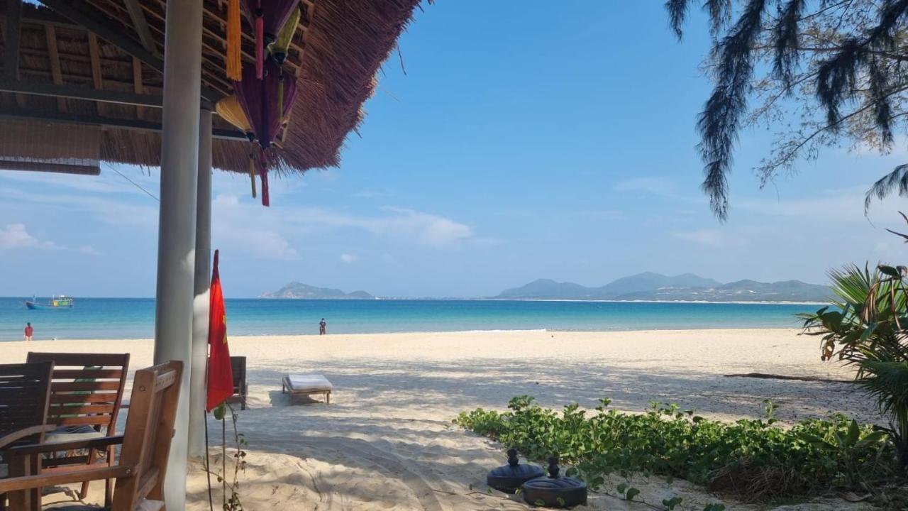 Lucky Spot Beach Bungalow Song Cau Bagian luar foto