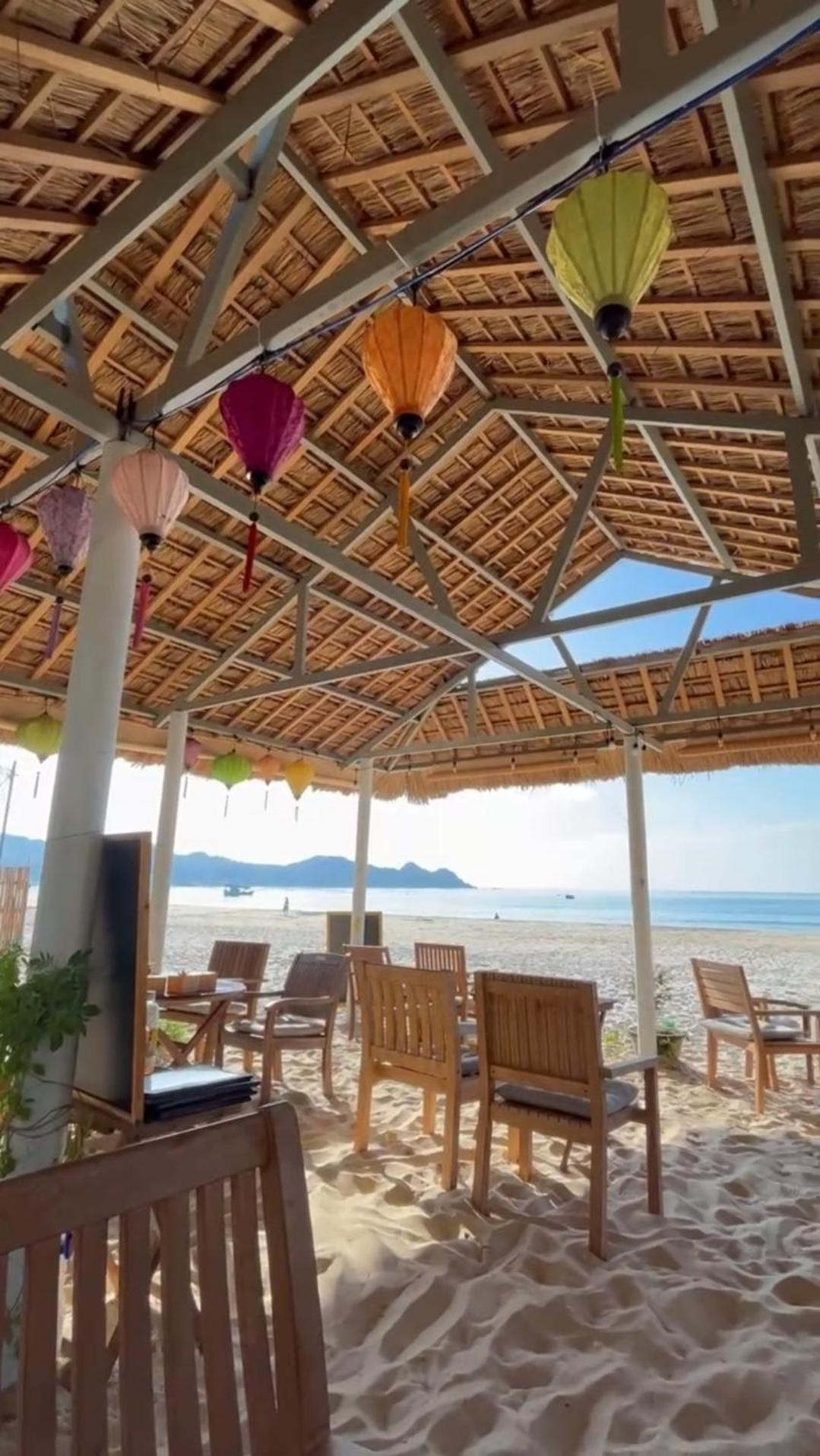 Lucky Spot Beach Bungalow Song Cau Bagian luar foto