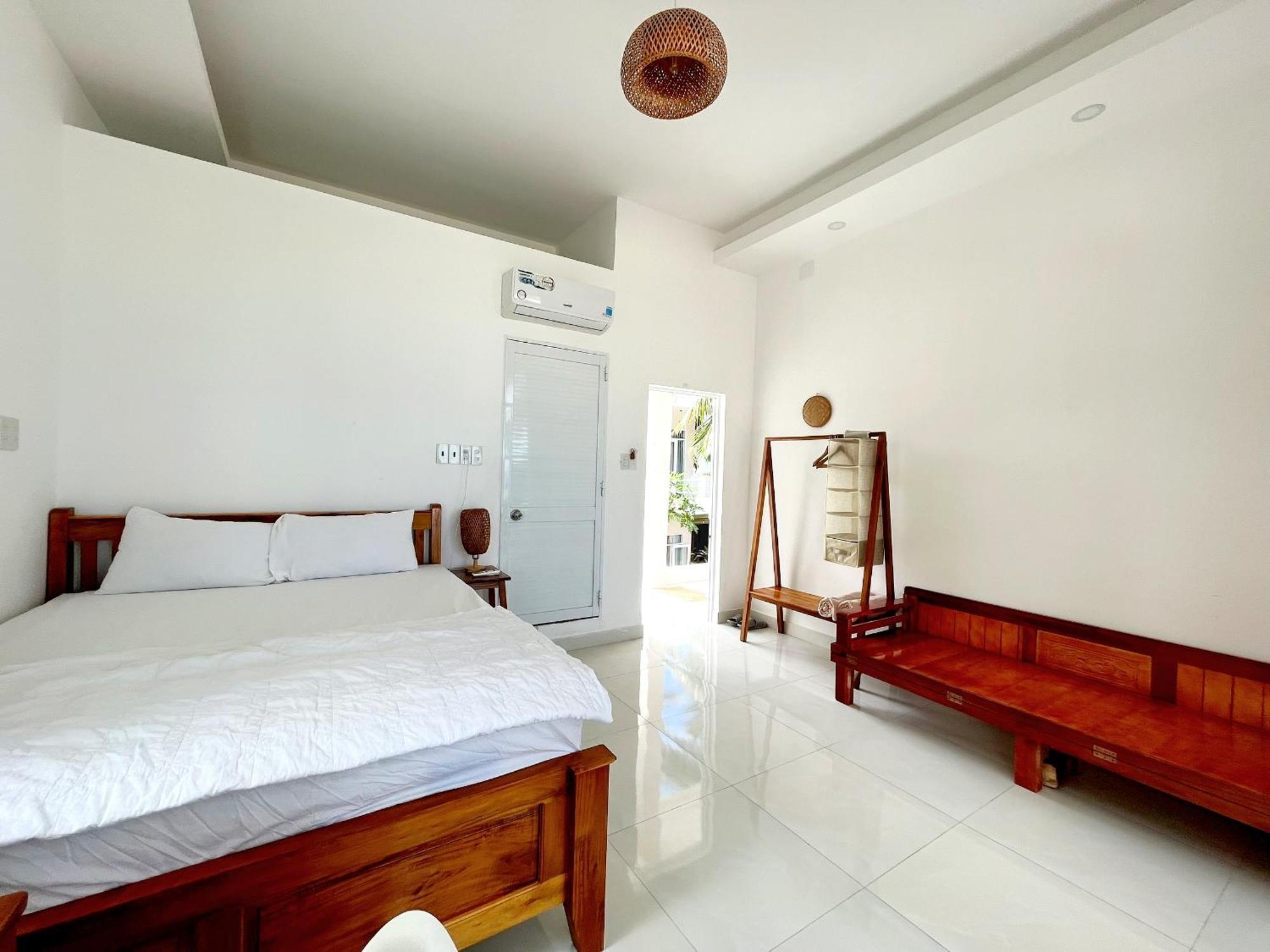 Lucky Spot Beach Bungalow Bed & Breakfast Song Cau Bagian luar foto