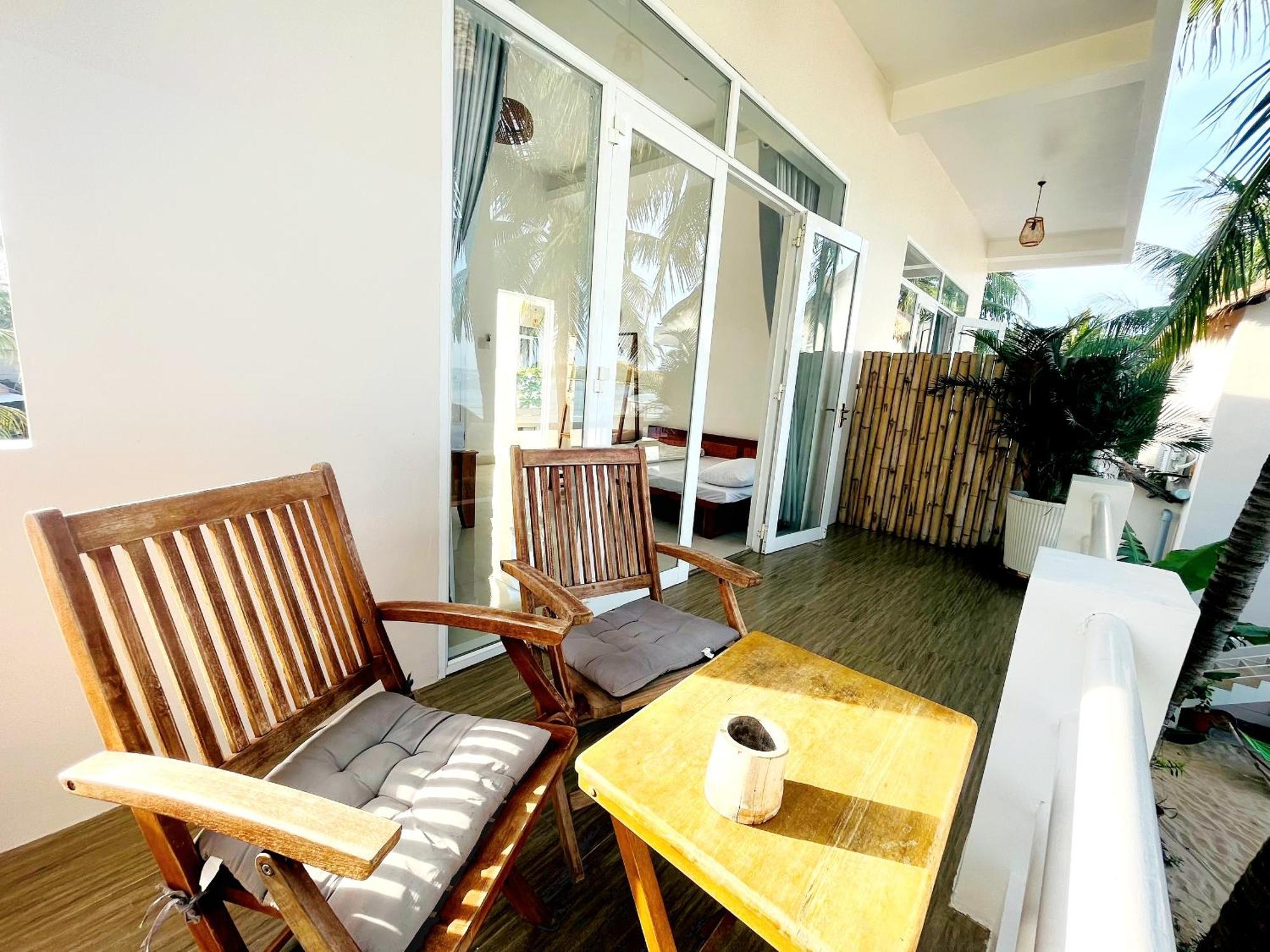 Lucky Spot Beach Bungalow Bed & Breakfast Song Cau Bagian luar foto